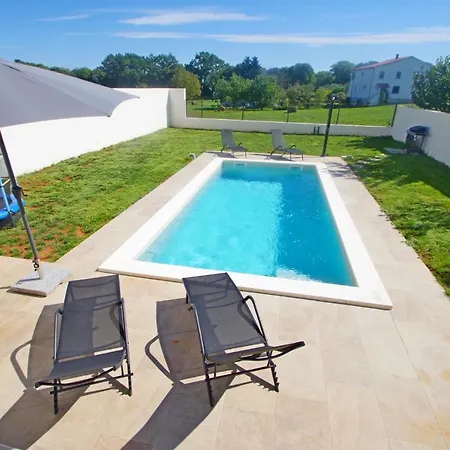 House With Private Pool In Village *